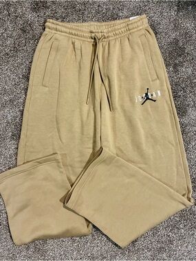 Jordan Men’s Tan Oversized Sweatpants